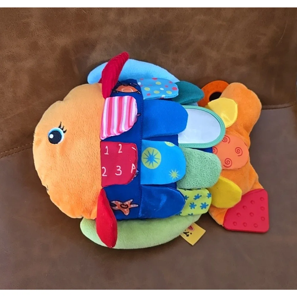 Melissa & Doug Flip Fish Crinkling‎ Squeaking Soft Plush Developmental Baby Toy